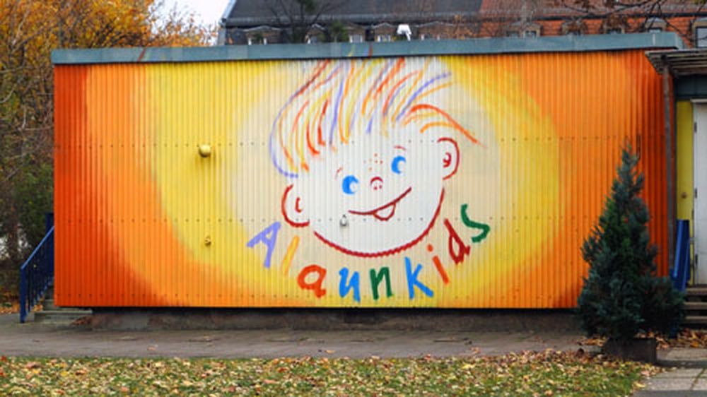 Die alten Kita-Container - lange werden sie nicht mehr stehen. Die alten Kita-Container - lange werden sie nicht mehr stehen.