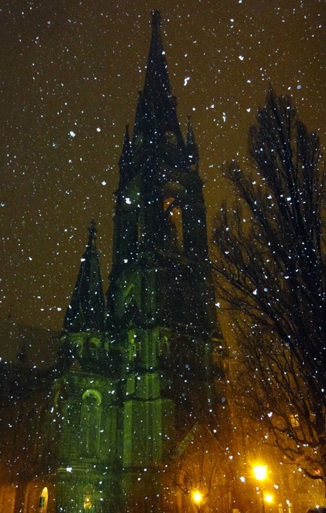 Heute Schneetreiben am Martin-Luther-Platz.